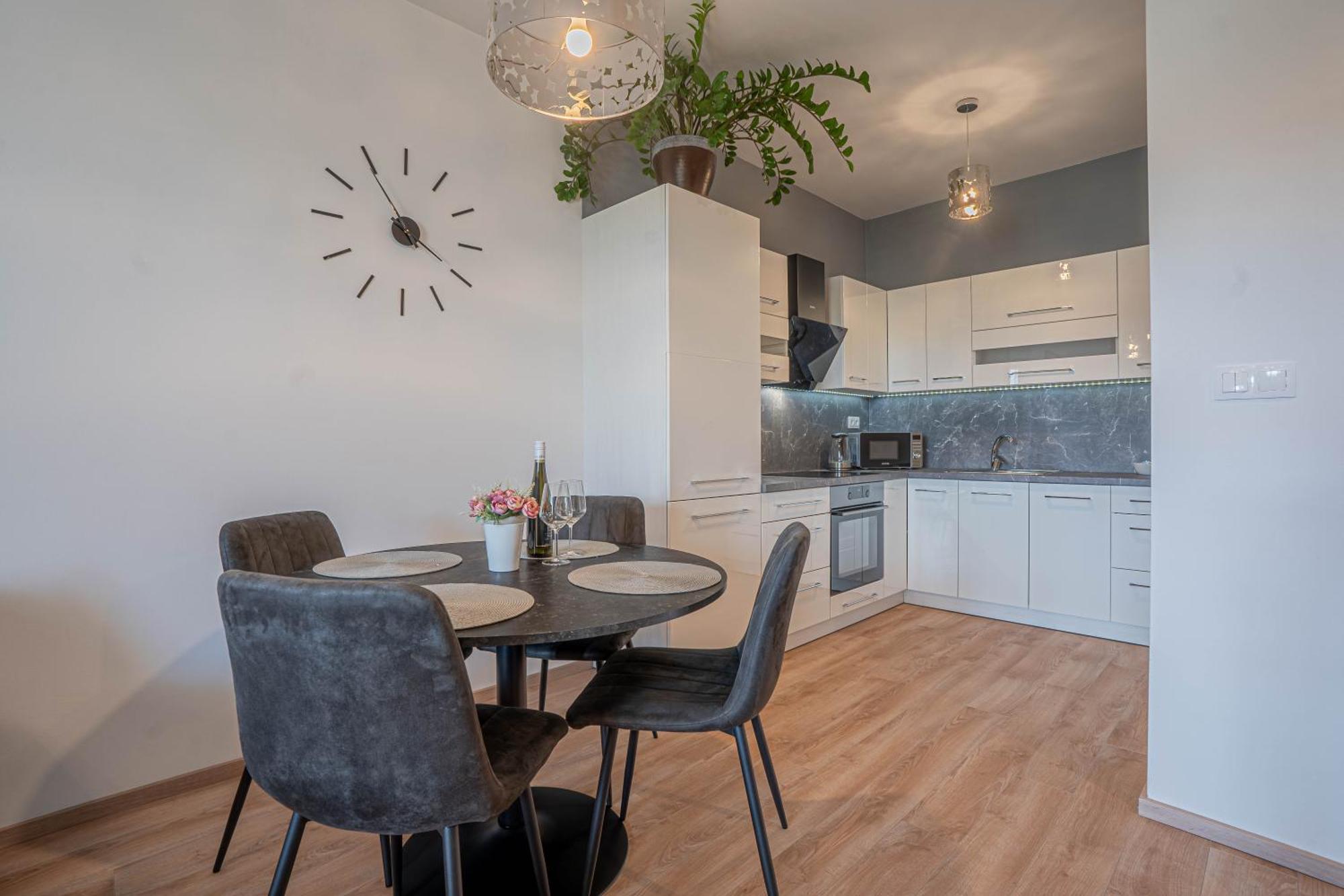 Karina Apartman Apartment Dunajska Streda Bagian luar foto